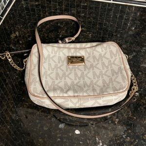 Michael Kors small cream purse